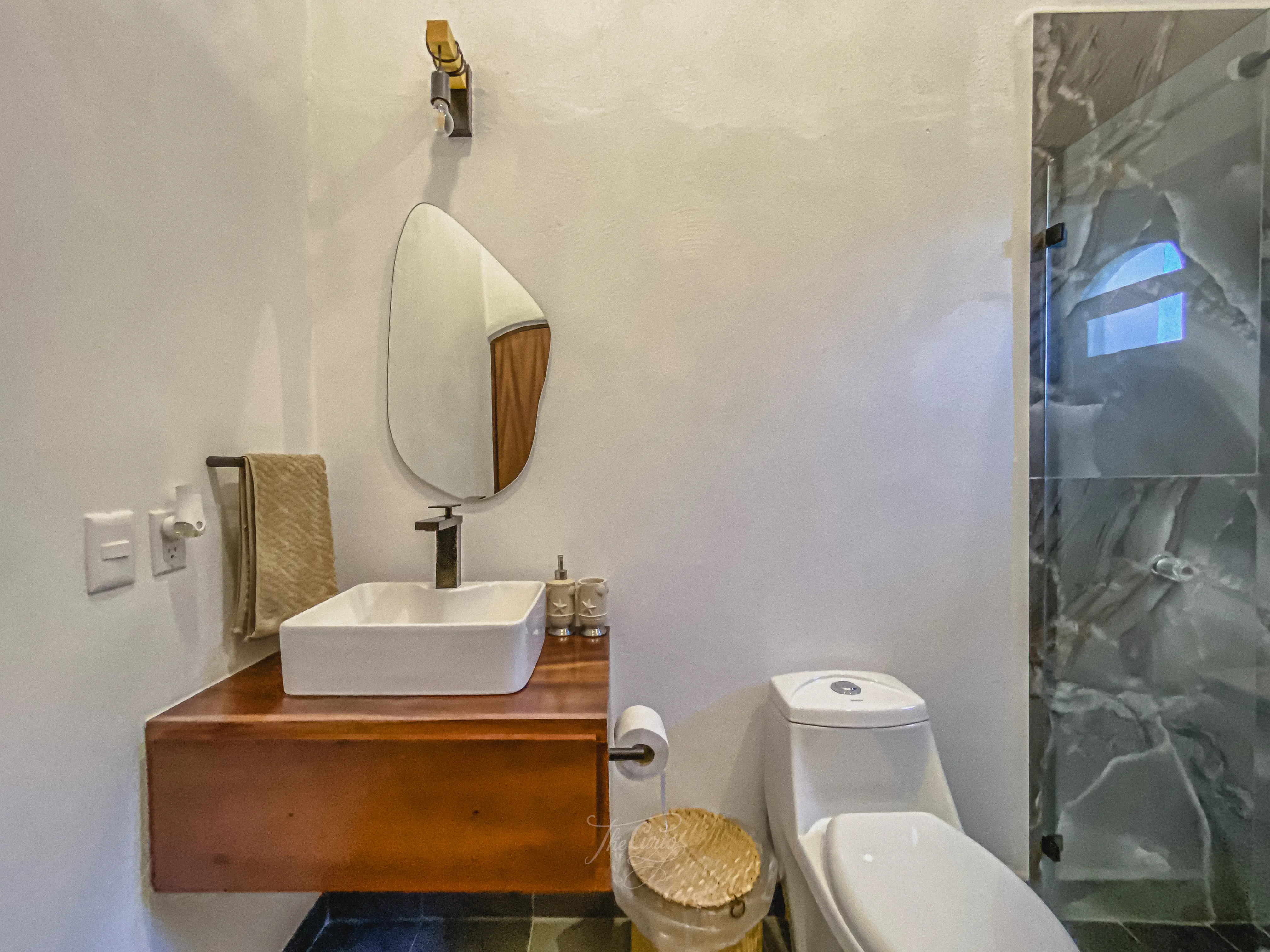 Baño Cuarto 3 Frente